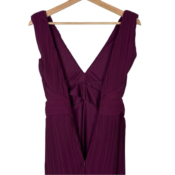 LULUS COMPELLING POISE BURGUNDY RED PLISSE CHIFFON CUTOUT SLEEVELESS MAXI DRESS - Picture 8 of 15